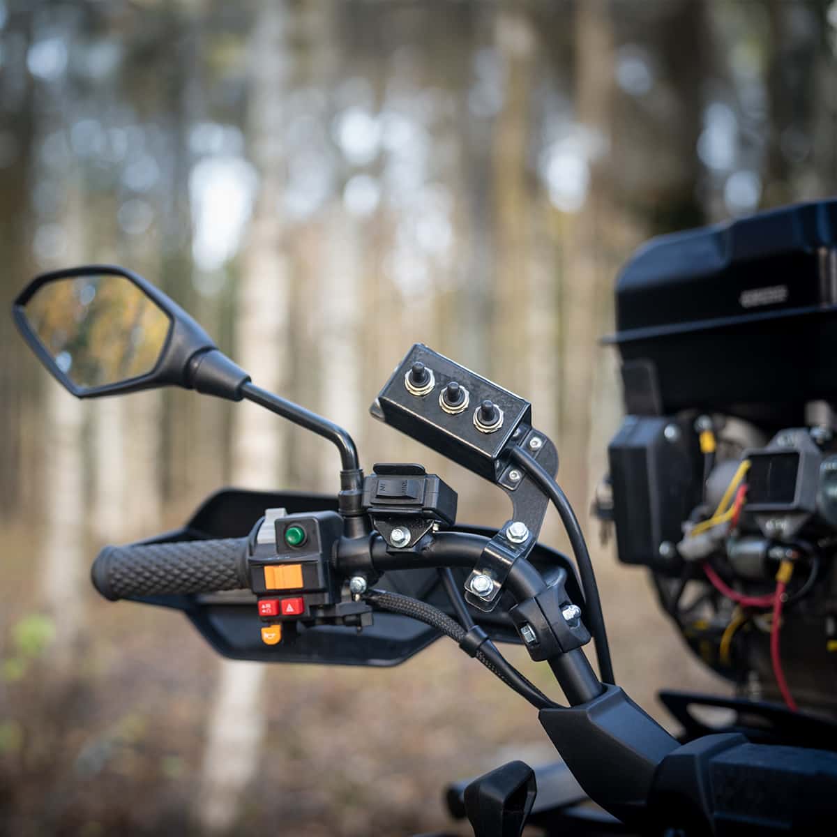 Przyczepa leśna ATV 3 tony z żurawiem 4,2 m