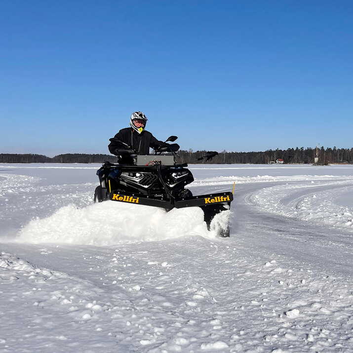 Pług śnieżny V 150 cm do ATV z agregatem hydraulicznym i siłownikiem