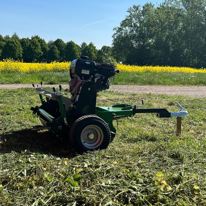 Kosiarka ATV 120 z klapą Briggs and stratton 13,5 KM 