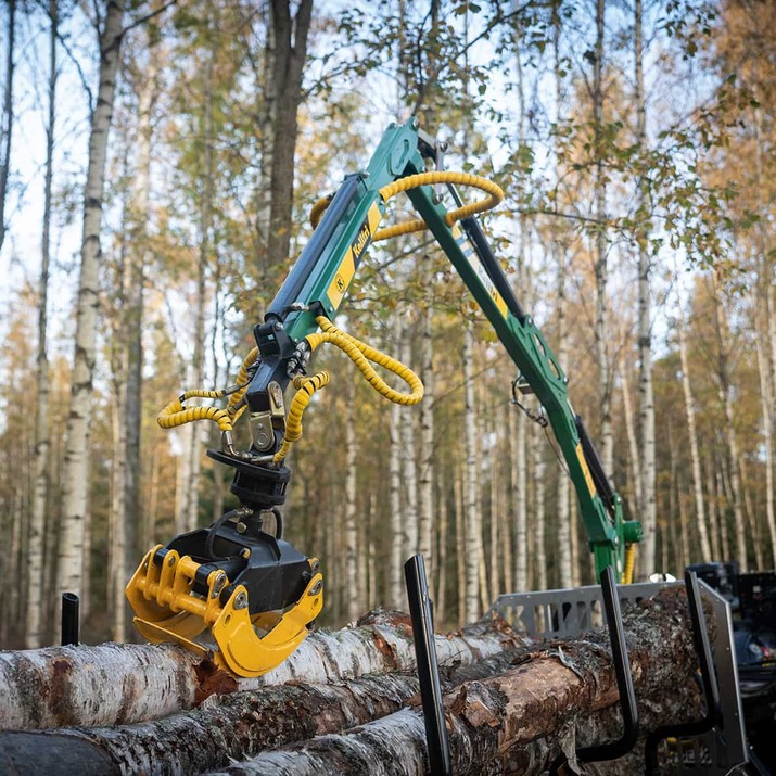 Przyczepa leśna ATV 3 tony z żurawiem 4,2 m