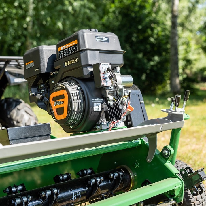 Kosiarka ATV z klapą i rozruchem elektrycznym, 1,5 m, 15 KM