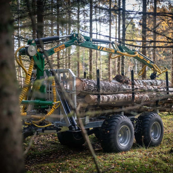 Przyczepa leśna ATV 3 tony z żurawiem 4,2 m
