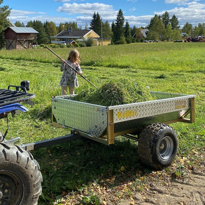 Przyczepa z wywrotem ATV 500 kg - blacha ryflowana ocynkowana