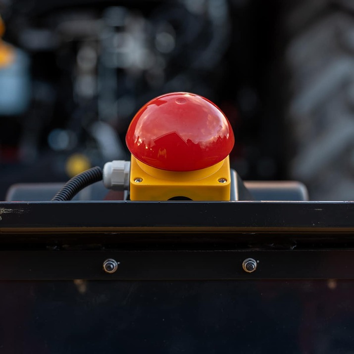 Rębak 150 z no stress hydraulicznym podajnikiem 