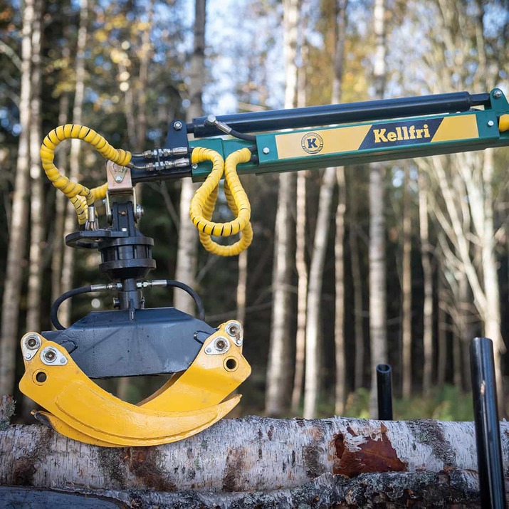 Przyczepa leśna ATV 3 tony z żurawiem 4,2 m