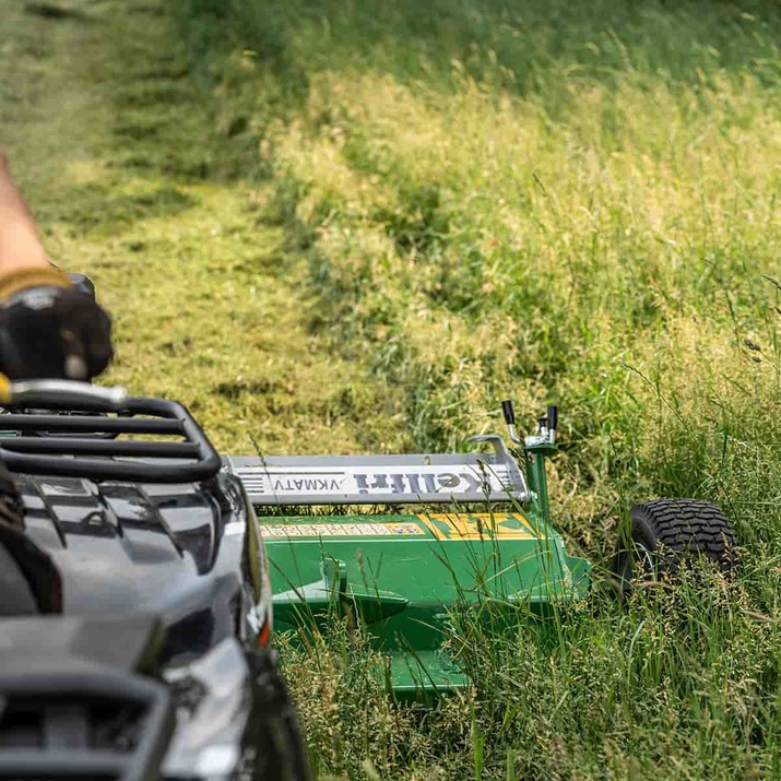 Kosiarka ATV 120 z klapą Briggs and stratton 13,5 KM 
