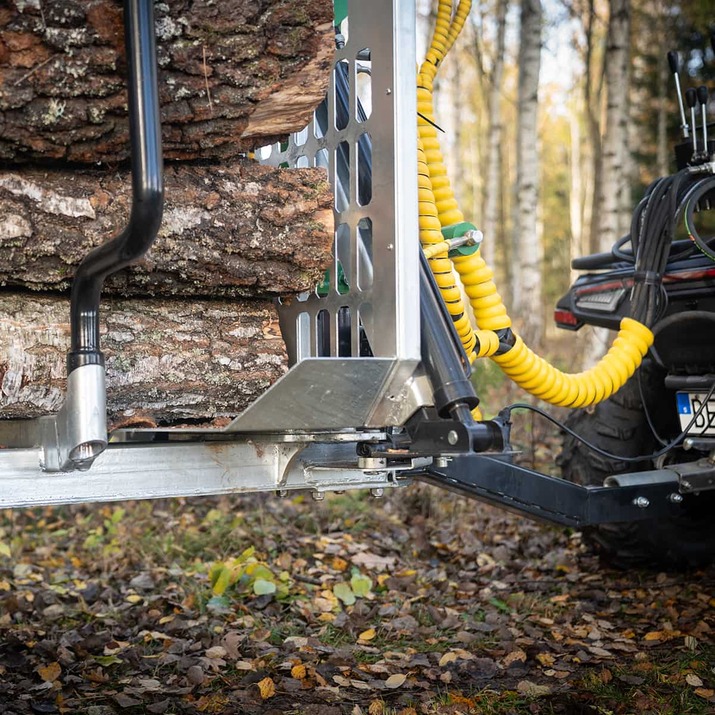 Przyczepa leśna ATV 3 tony z żurawiem 4,2 m