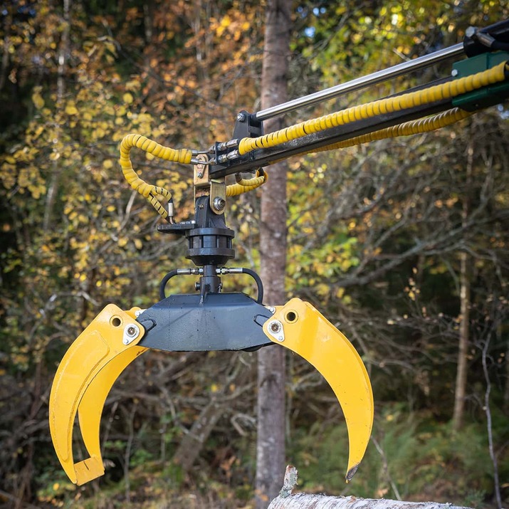 Przyczepa leśna ATV 3 tony z żurawiem 4,2 m