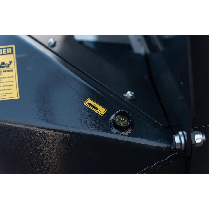 Rębak 150 z no stress hydraulicznym podajnikiem 