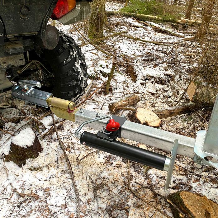 Przyczepa leśna ATV z żurawiem i wciągarką