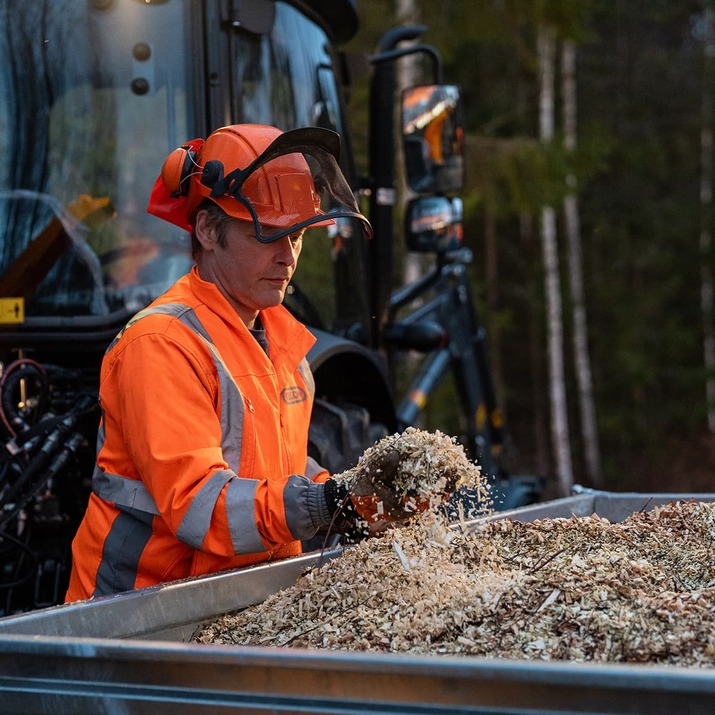 Rębak 150 z no stress hydraulicznym podajnikiem 