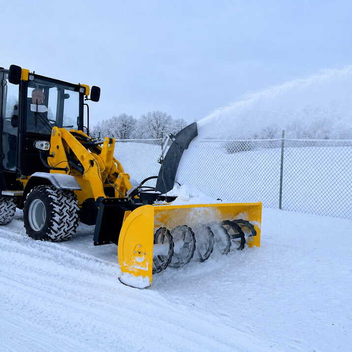 Odśnieżarka hydrauliczna 1,5 m, przykręcane mocowanie Duże BM
