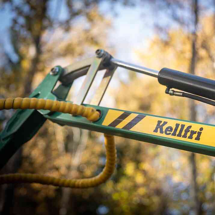 Przyczepa leśna ATV 3 tony z żurawiem 4,2 m