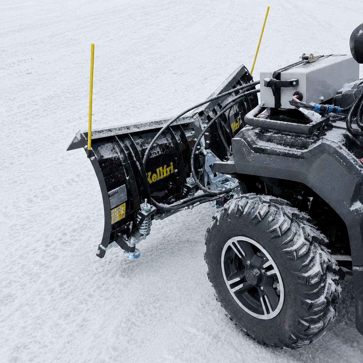 Pług śnieżny V 150 cm do ATV z agregatem hydraulicznym i siłownikiem