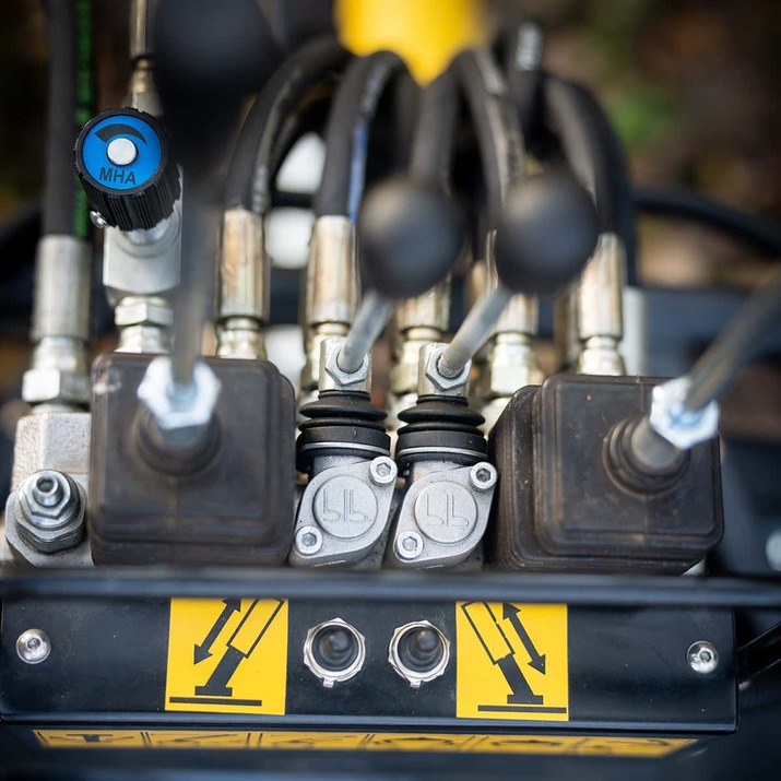 Przyczepa leśna ATV 3 tony z żurawiem 4,2 m