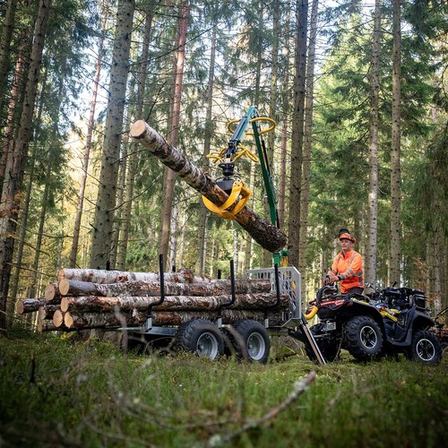 Przyczepa leśna ATV 3 tony z żurawiem 4,2 m