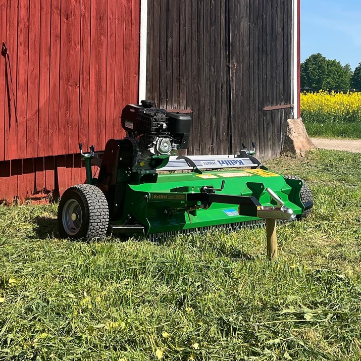 Kosiarka ATV 150 z klapą Briggs and stratton 13,5 KM 