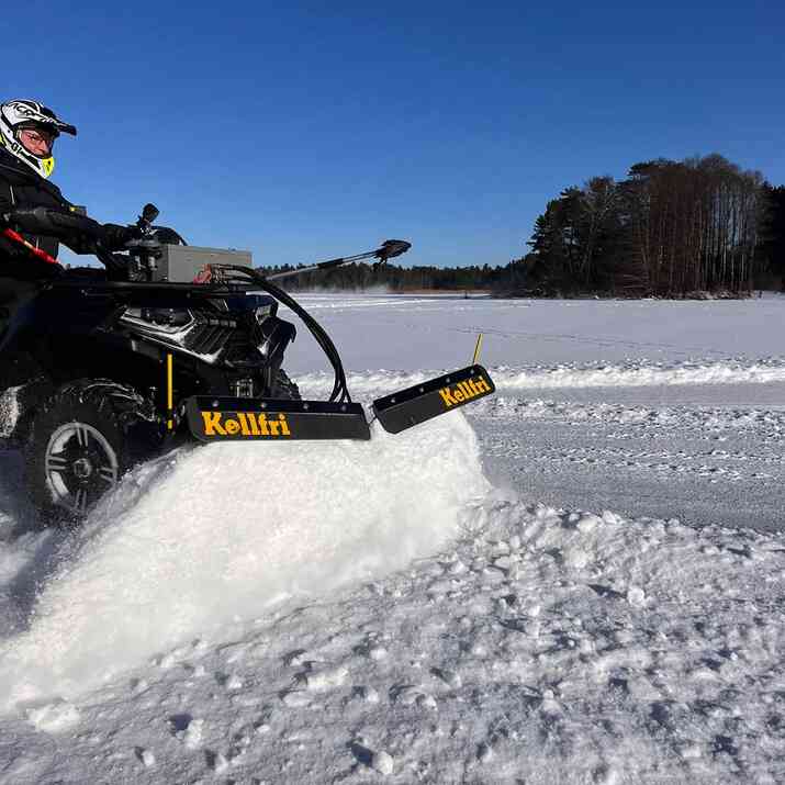 Pług śnieżny V 150 cm do ATV z agregatem hydraulicznym i siłownikiem
