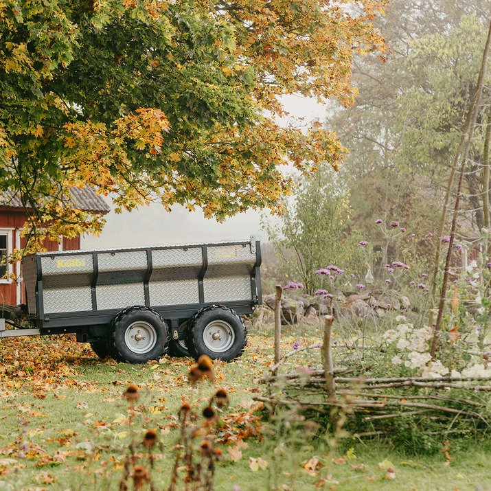 Przyczepa ATV 1420 kg z zasilanym elektrycznie wywrotem hydraulicznym