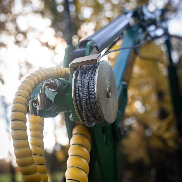 Przyczepa leśna ATV 3 tony z żurawiem 4,2 m