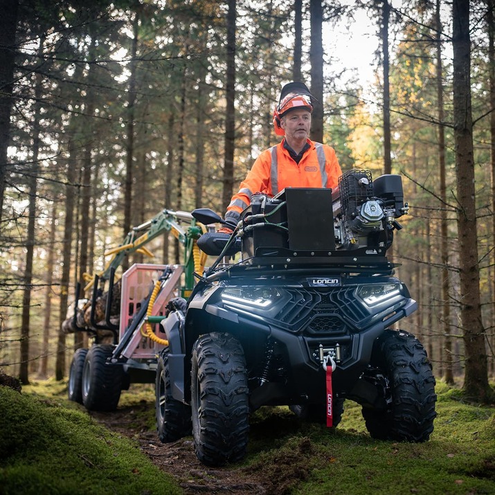 Przyczepa leśna ATV 3 tony z żurawiem 4,2 m