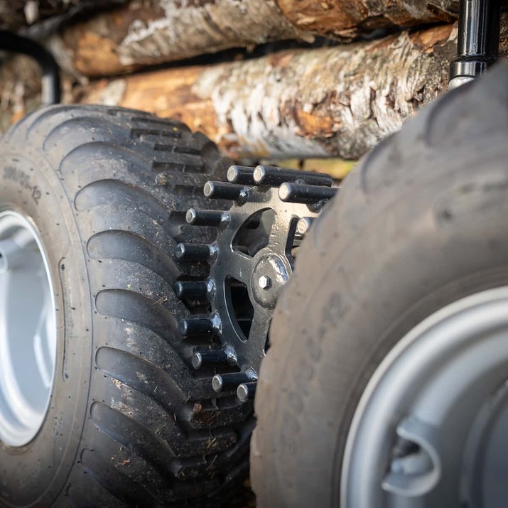 Przyczepa leśna ATV 3 tony z żurawiem 4,2 m