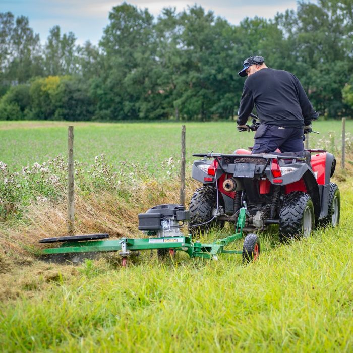 Kosiarka ATV do przycinania brzegów trawnika 