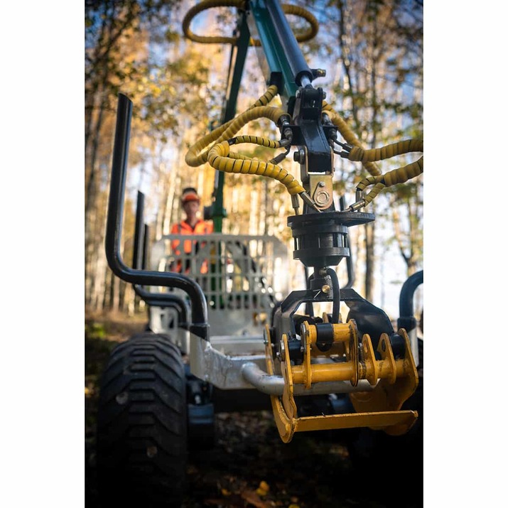 Przyczepa leśna ATV 3 tony z żurawiem 4,2 m