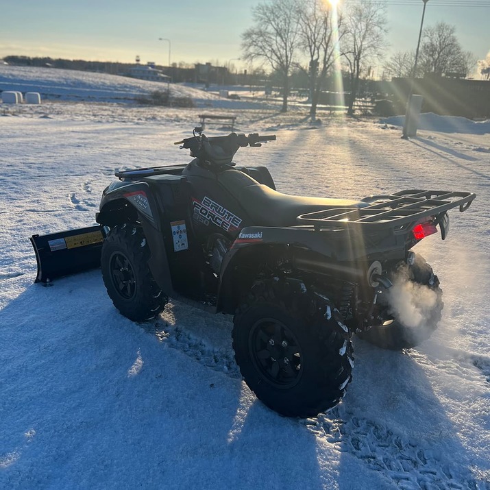 Pług śnieżny do ATV