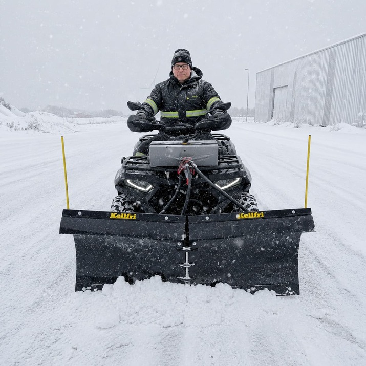 Pług śnieżny V 150 cm do ATV z agregatem hydraulicznym i siłownikiem