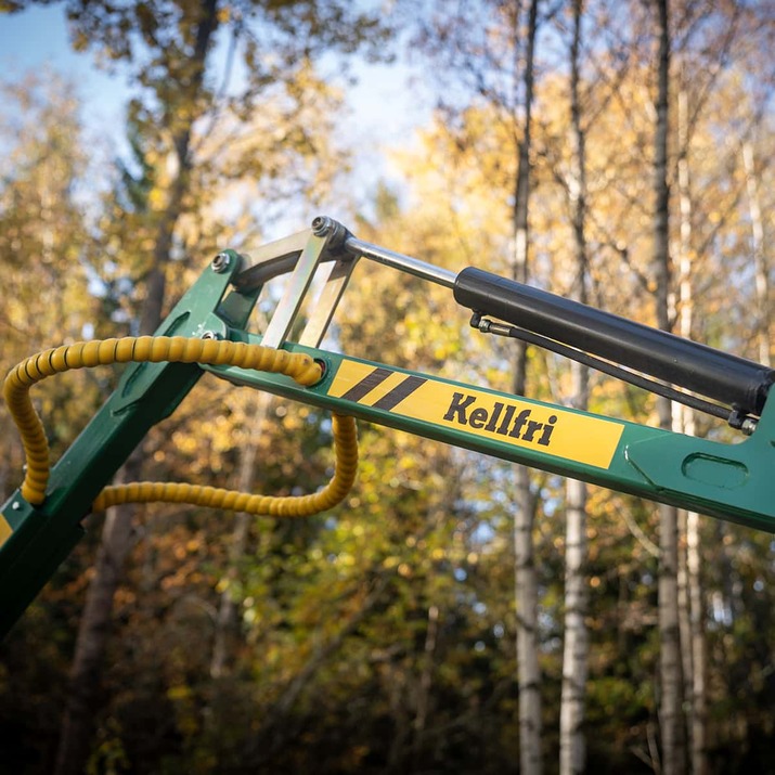 Przyczepa leśna ATV 3 tony z żurawiem 4,2 m